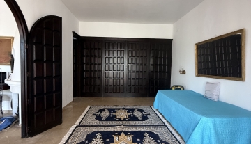 Resa Estates for sale te koop project Cala Tarida Ibiza pool slaapkamer blau.jpeg